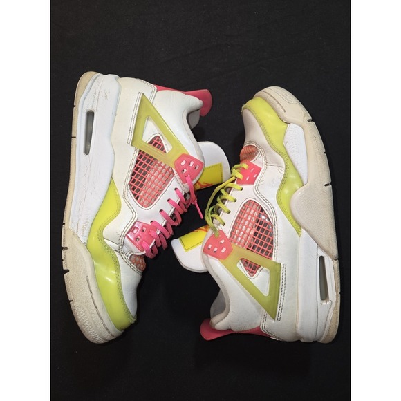 Jordan Other - Air Jordan 4 Retro Lemon Venom Pink Blast White Size 5Y‎